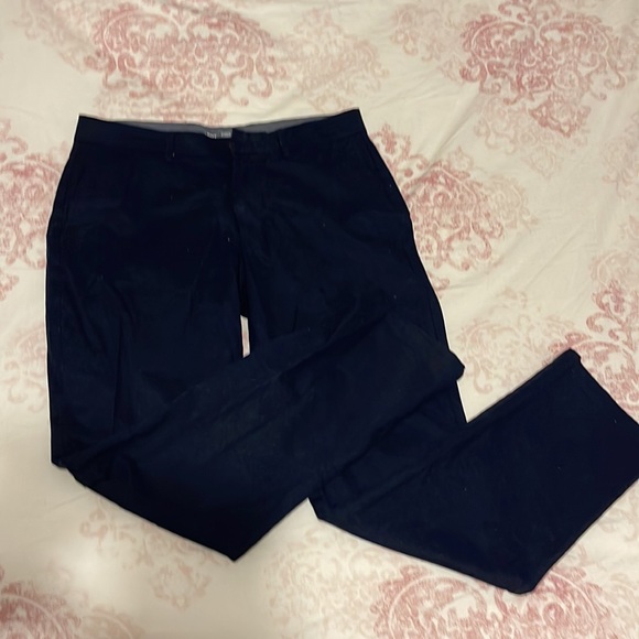Old navy mens pants - Picture 2 of 3